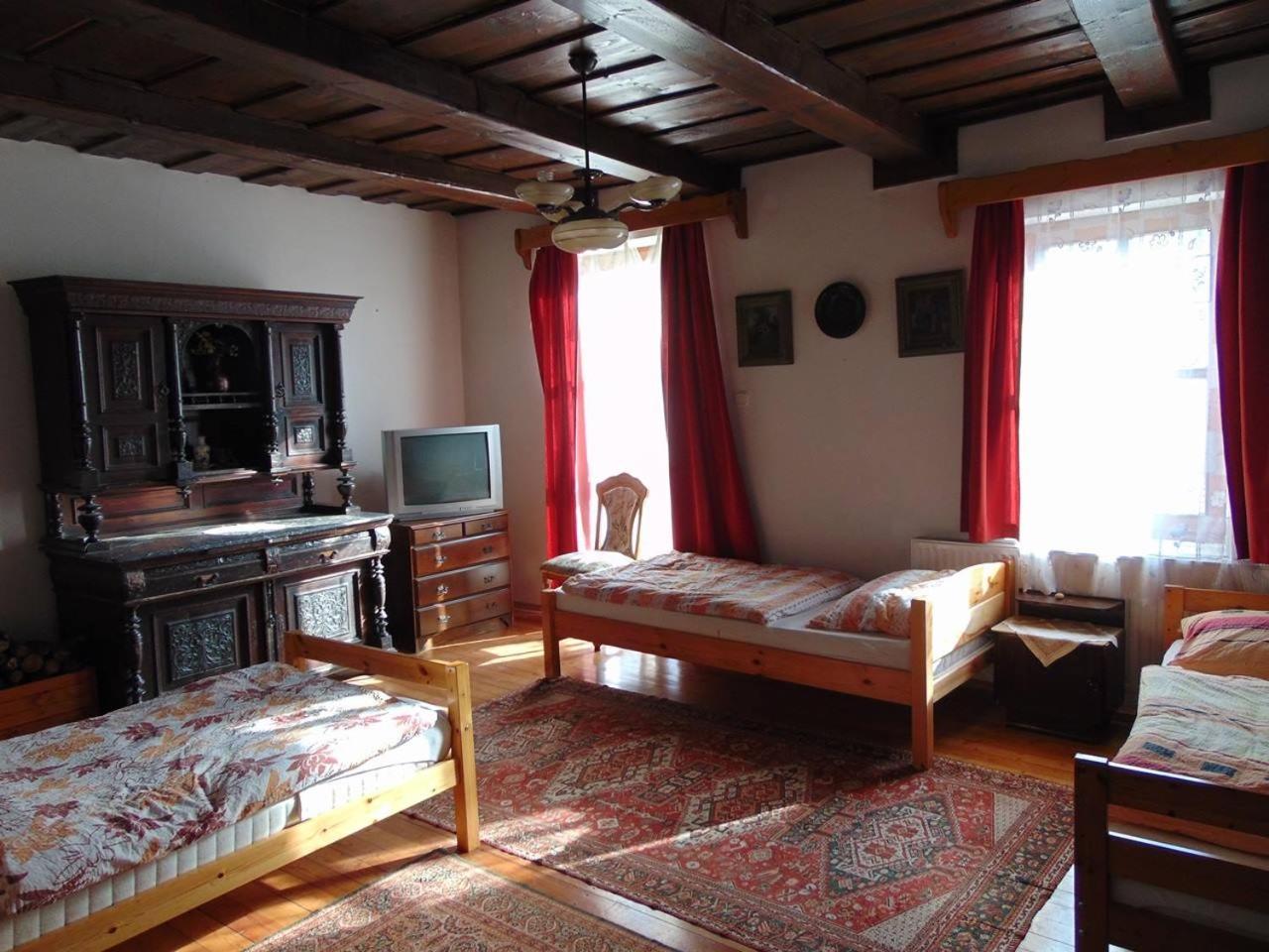 Zanati Apartmannhaz Nagykapornak Екстериор снимка